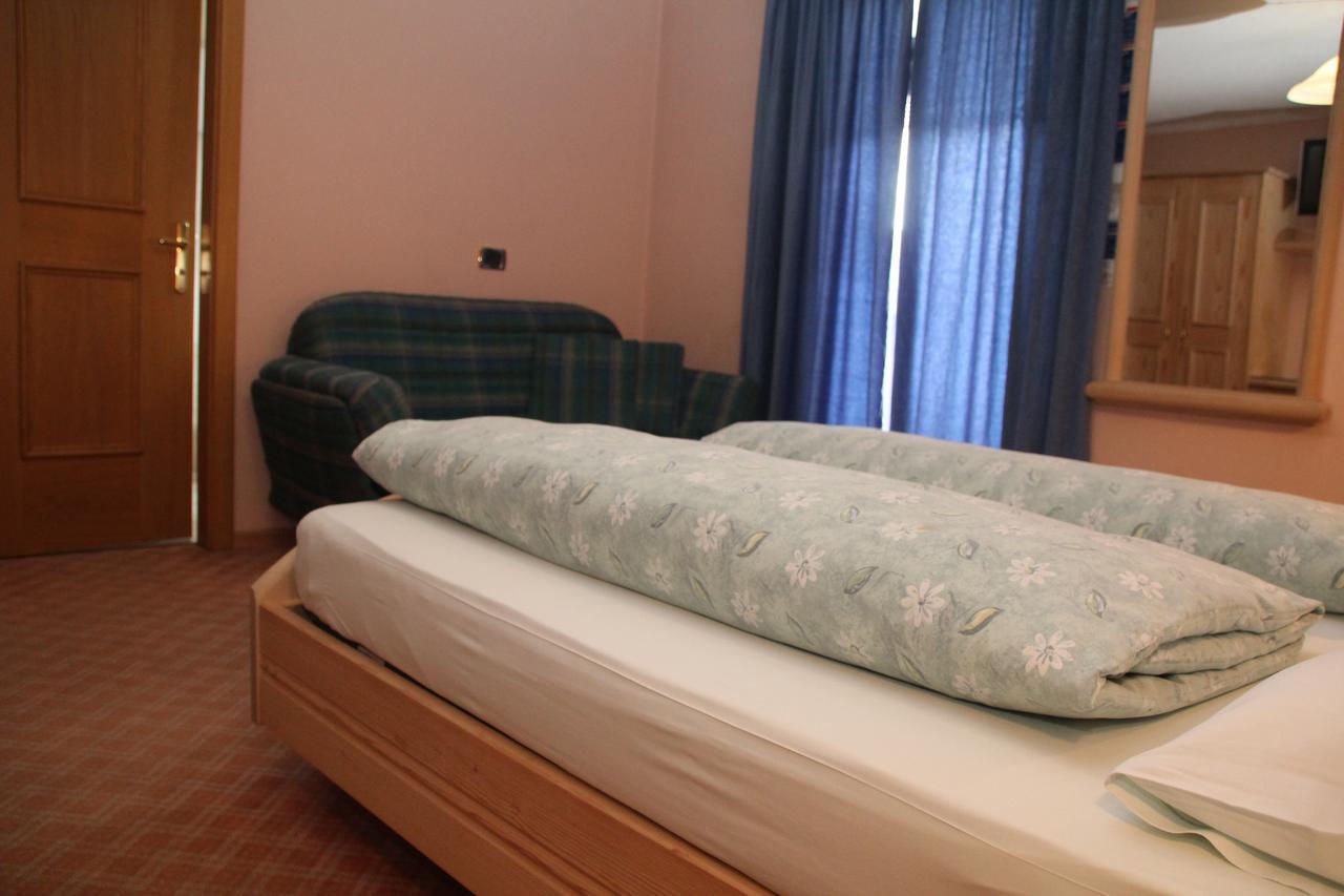 Albergo Caravasc ลีวินโญ ห้อง รูปภาพ