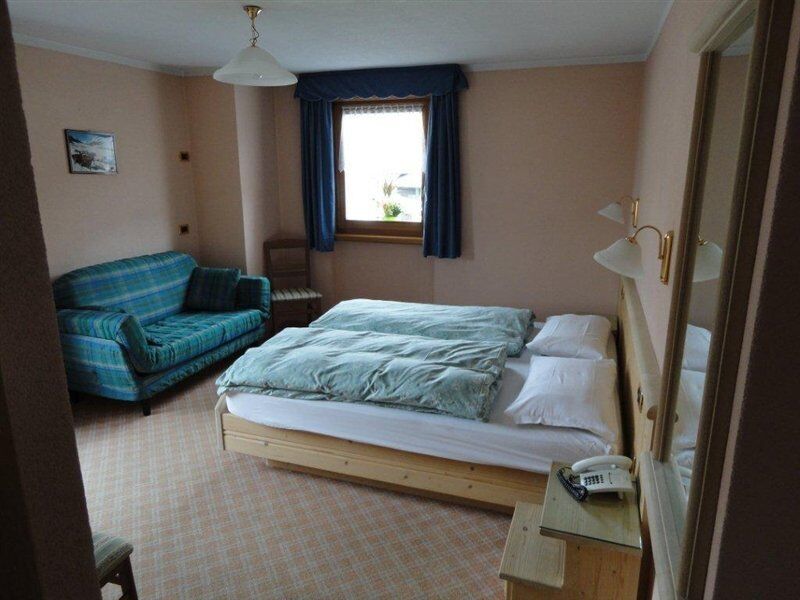 Albergo Caravasc ลีวินโญ ภายนอก รูปภาพ